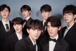 时代少年团高考后动态：马嘉祺丁程鑫忙工作