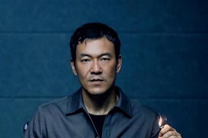 秦昊《借命而生》悬疑剧：迷雾剧场新作，二十年猫鼠游戏